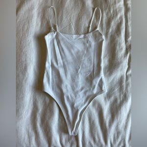 Aritzia contour bodysuit xxs